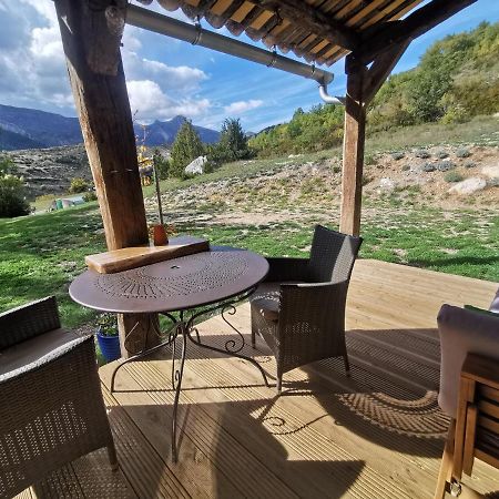 La Peyregoune, Logement En Pleine Nature Et Table D'Hotes Blieux Exteriér fotografie