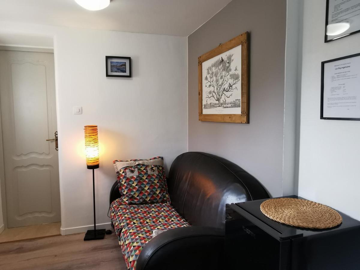 La Peyregoune, Logement En Pleine Nature Et Table D'Hotes Blieux Exteriér fotografie